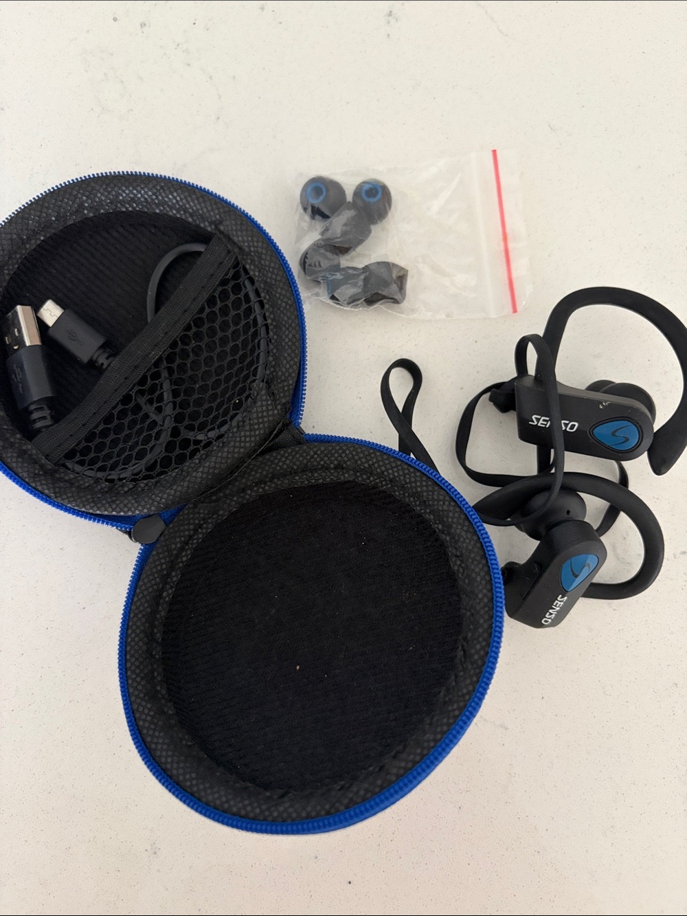 SENSO Black & Blue Wireless Sport Earbuds with Carrying Case